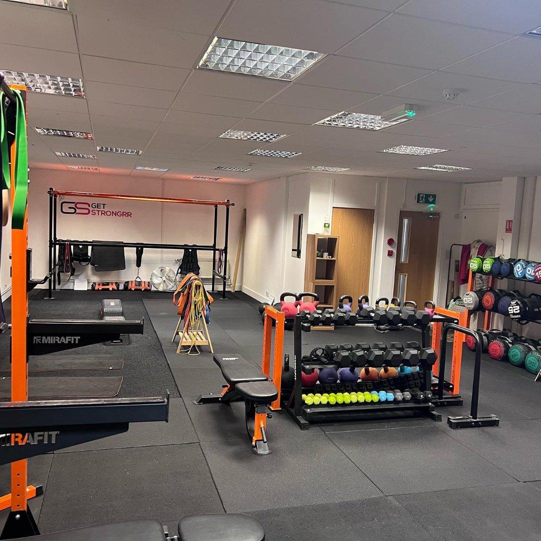20mm Sprung PRO Grey Coloured Gym Tiles